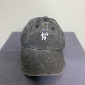 Spaceman hat - new condition - in black/gray - adjustable